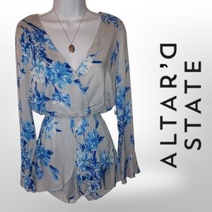 Altar'd State Floral Romper, Size Small S, Grey Blue